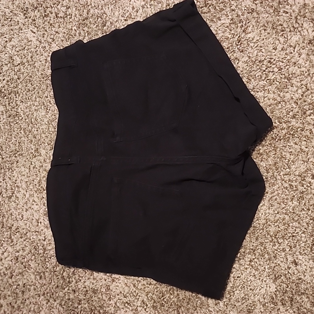 Shorts - Picture 2 of 2